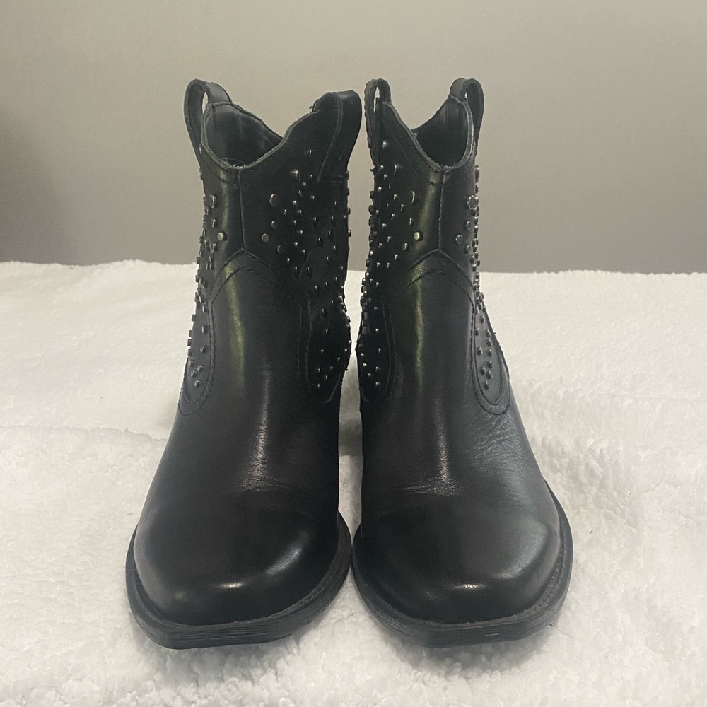 Dingo Black Ankle Boots with Stud Accents